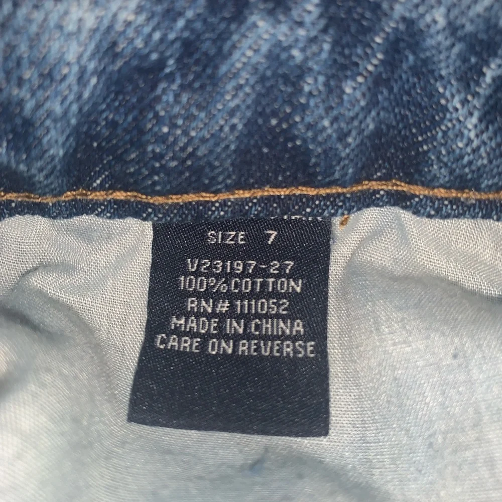 Vanilla Star  Cropped Distressed Jeans Size 7